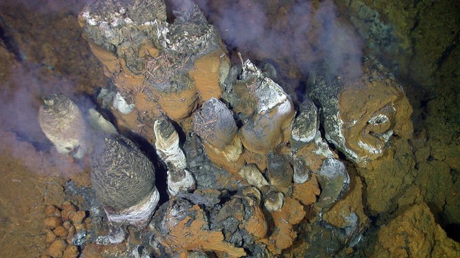 seafloor-mining-woods-hole-oceanographic-institution