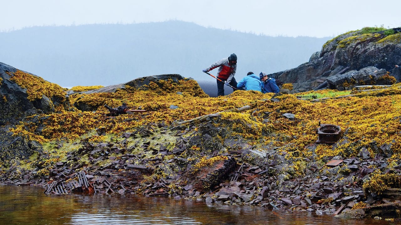 30 years later, traces of an oil spill persist