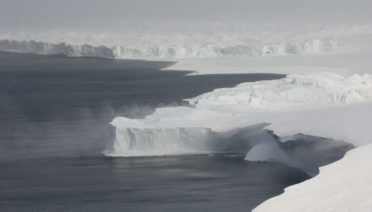 Streaming off the ice shelf